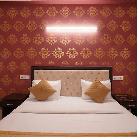 Hotel Tourist Palace نيودلهي المظهر الخارجي الصورة